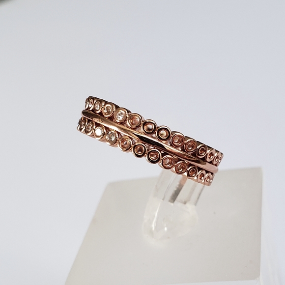 18k Stack Band - Picture 5 of 8